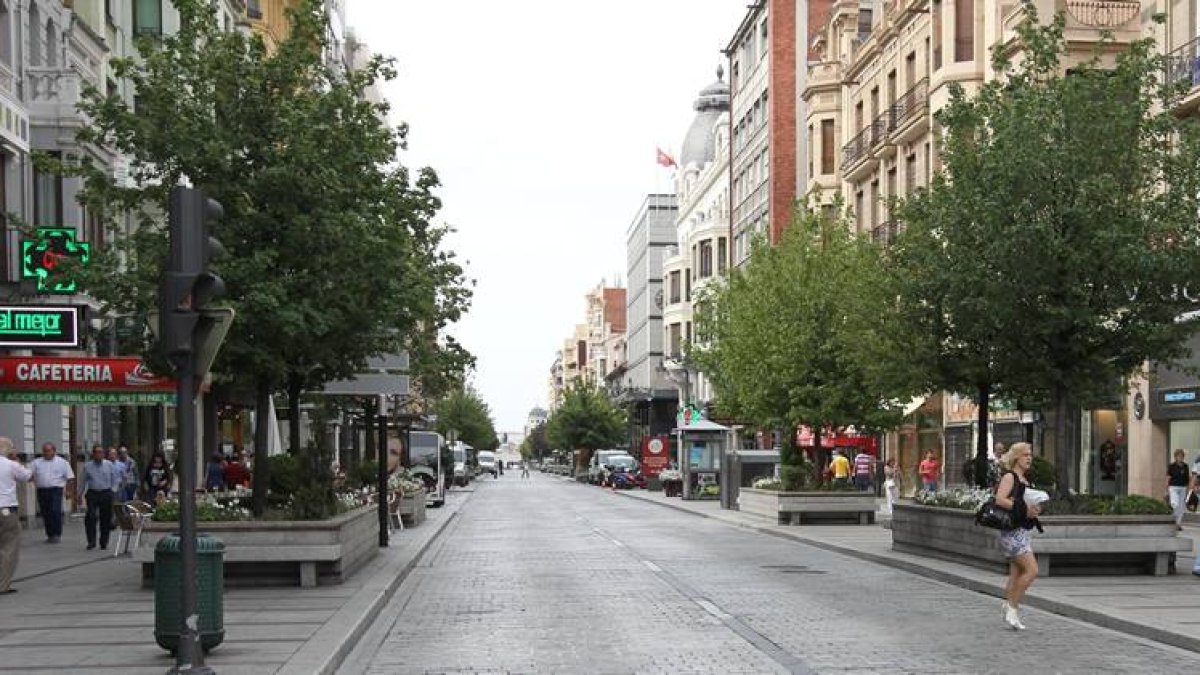 Ordoño II, una de las calles emblemáticas del comercio de la ciudad de León.