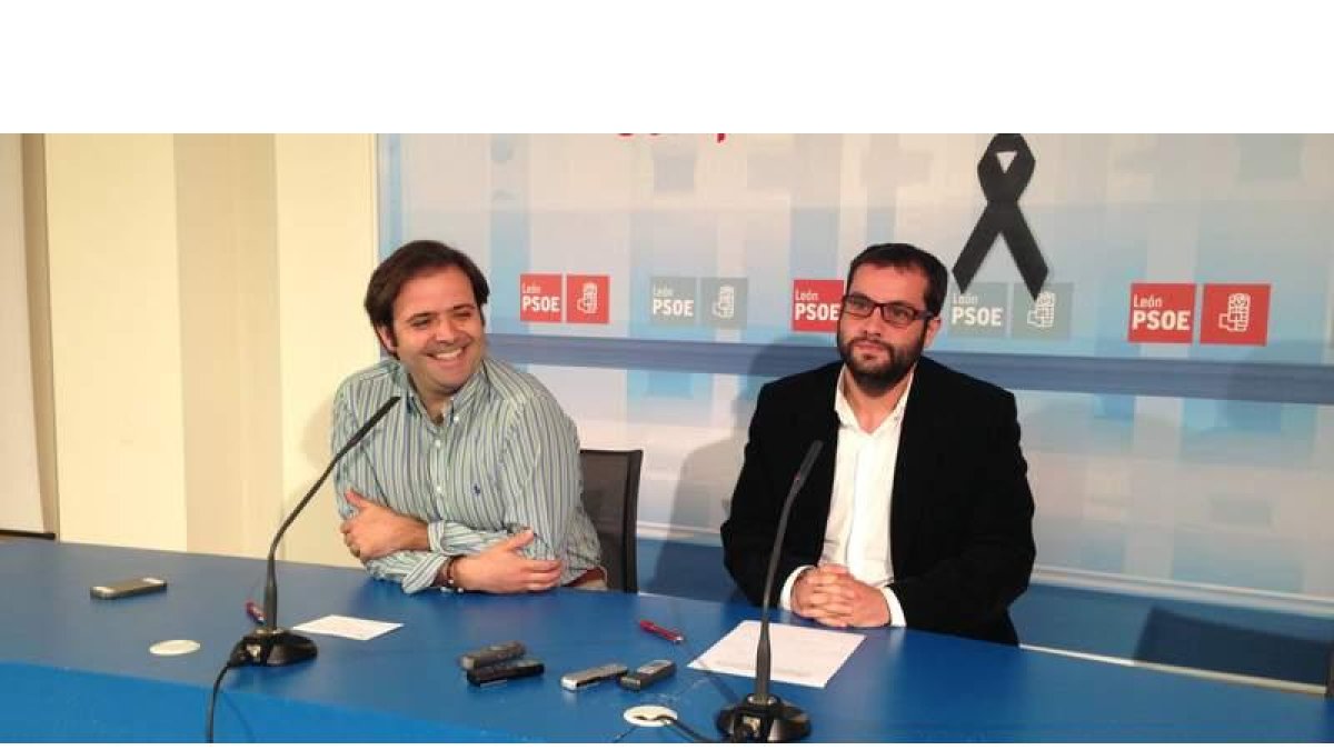 Tino Rodríguez y García del Blanco, ayer en su comparecencia.