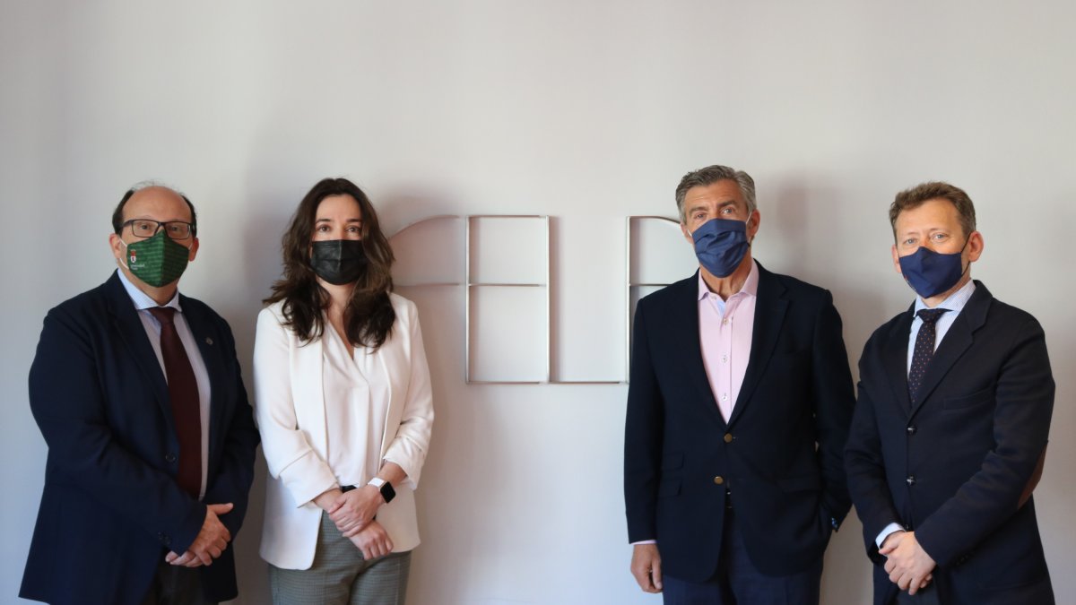 La Federación Leonesa de Empresarios y el Vicerrectorado de Investigación y Transferencia de la Universidad de León (ULe) han estrechado su colaboración. ULE
