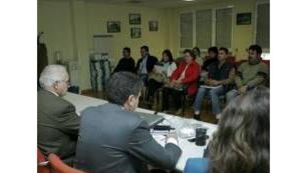 La asociación se estrenó con una jornada sobre etiquetado e higiene