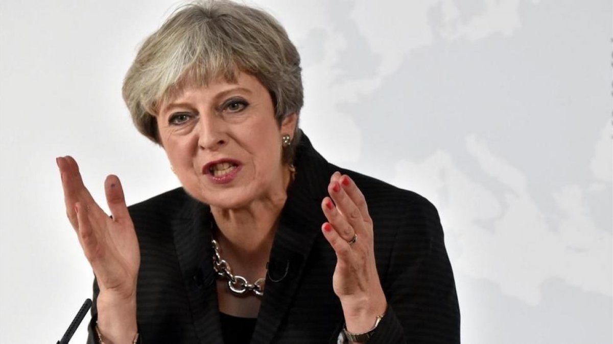 May, durante su discurso en Florencia