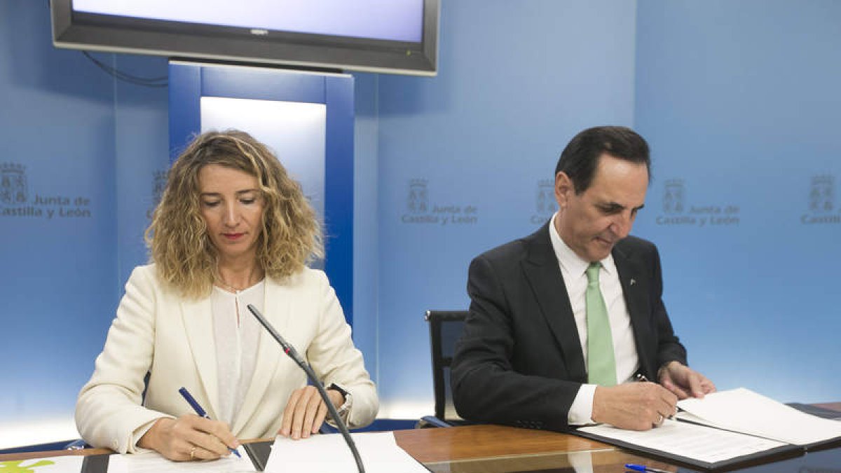 Alicia García y José Rolando Álvarez. DOS SANTOS