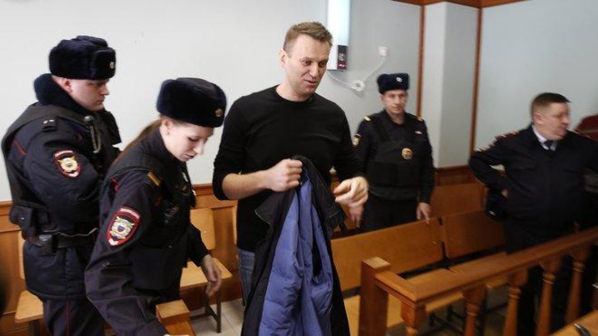 El líder opositor ruso Alexéi Navalni, durante un juicio el pasado marzo en Moscú.
