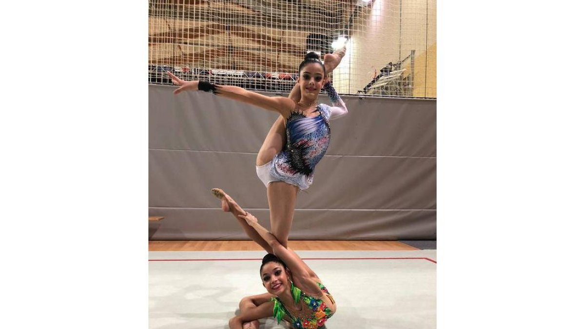 Olatz Rodríguez, junto a Paula Serrano en una imagen de 2018. ARCHIVO DL