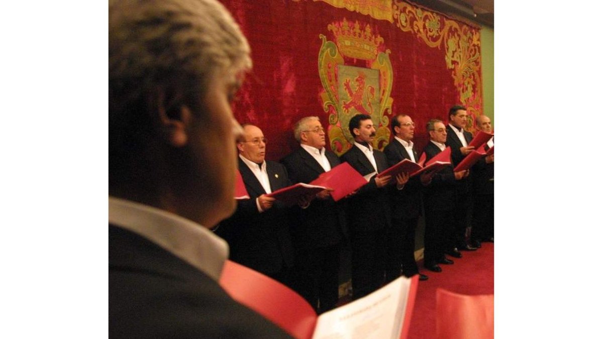 El primer coro de laringectomizados salió de las instalaciones de ALLE en León.