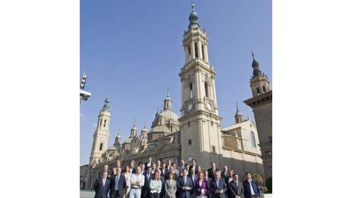 Participantes en el encuentro de dirigentes del PP.