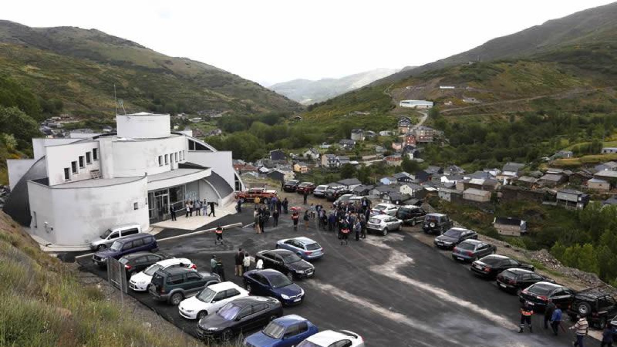 Inauguración de El Cazario de León, en la localidad leonesa de La Baña