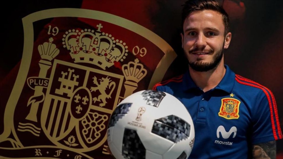Saúl, con la camiseta de la selección