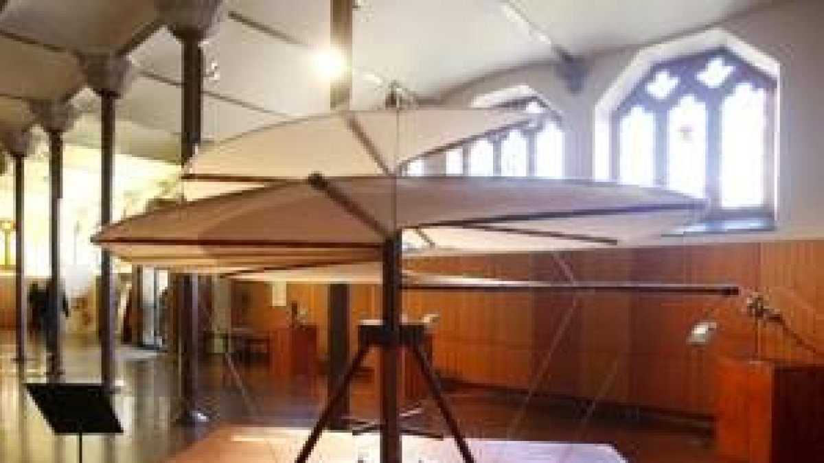 Una de las piezas de Da Vinci que se muestra en el Palacio de Botines