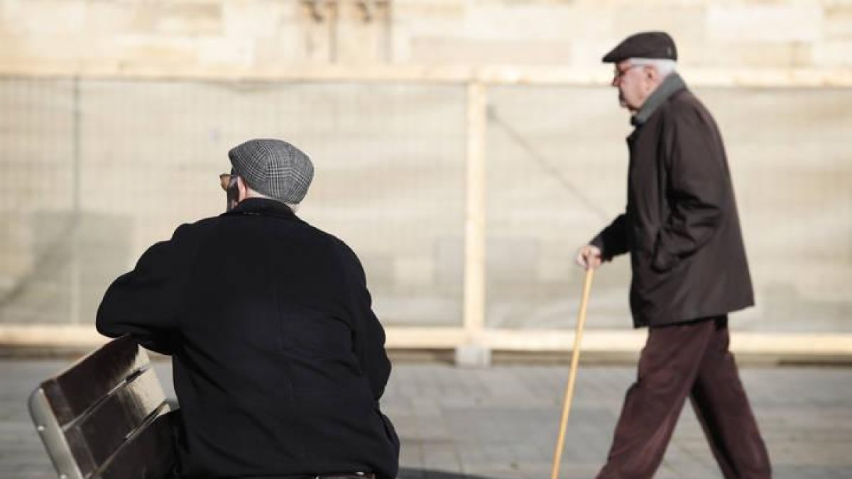 La pensión media de jubilación en España asciende a 1.135,25 euros mensuales