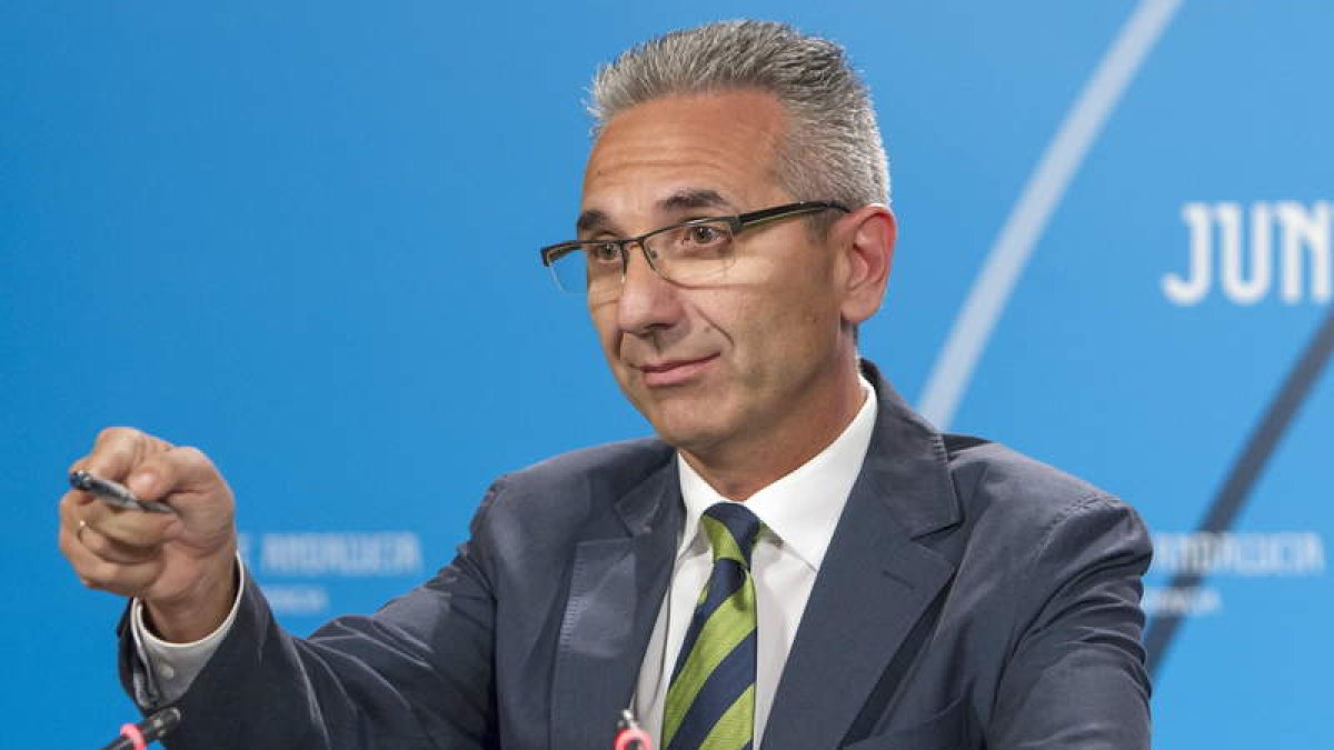 El portavoz del Ejecutivo andaluz, Miguel Ángel Vázquez.