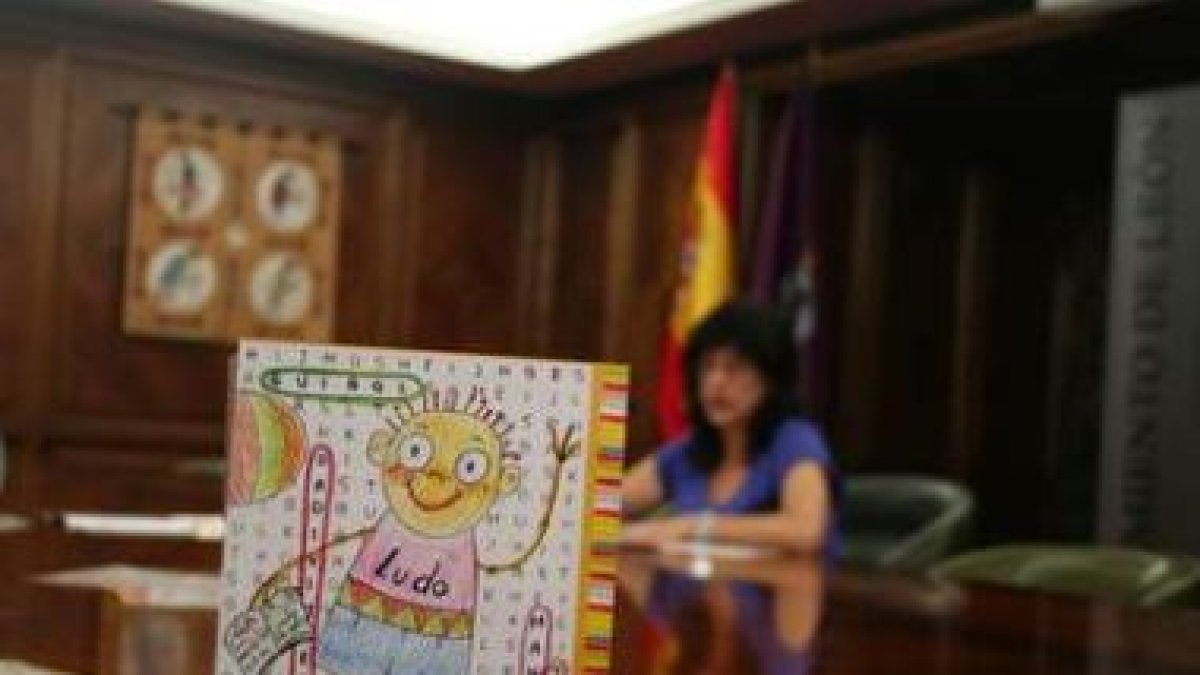 Teresa Gutiérrez durante la presentación del programa de actividades infantiles.
