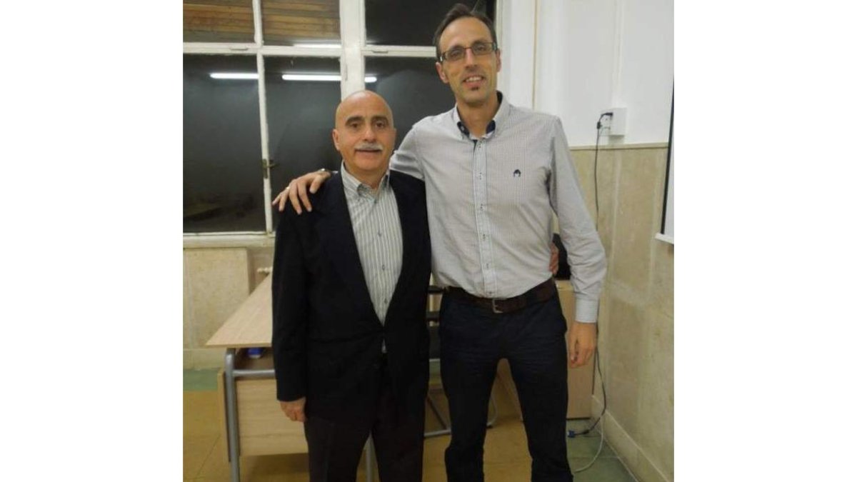 Chema Buceta, ex seleccionador, y Alejandro Vaquera (ULE).