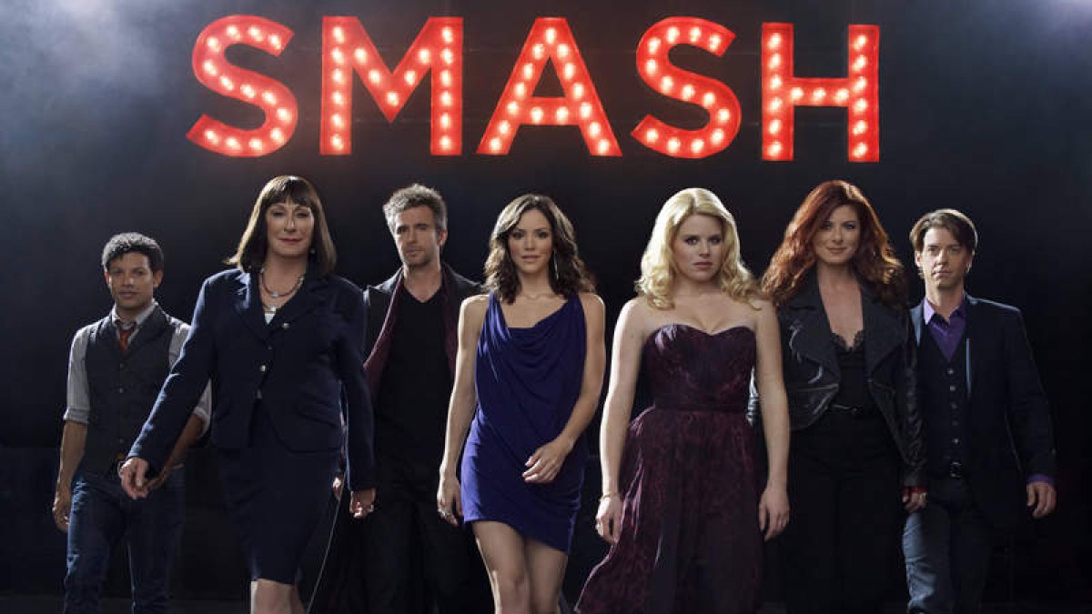 Jaime Cepero, Anjelica Huston, Jack Davenport, Katharine McPhee, Megan Hilty, Debra Messing y Christian Borle.