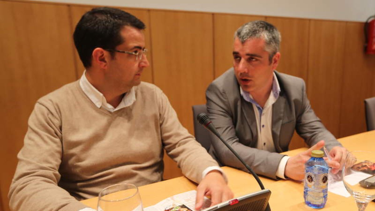 El director de los museos y el edil de Cultura, ayer.
