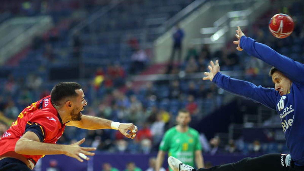 Los Hispanos quieren refrendar el pase de ronda. LUKASZ GAGULSKI