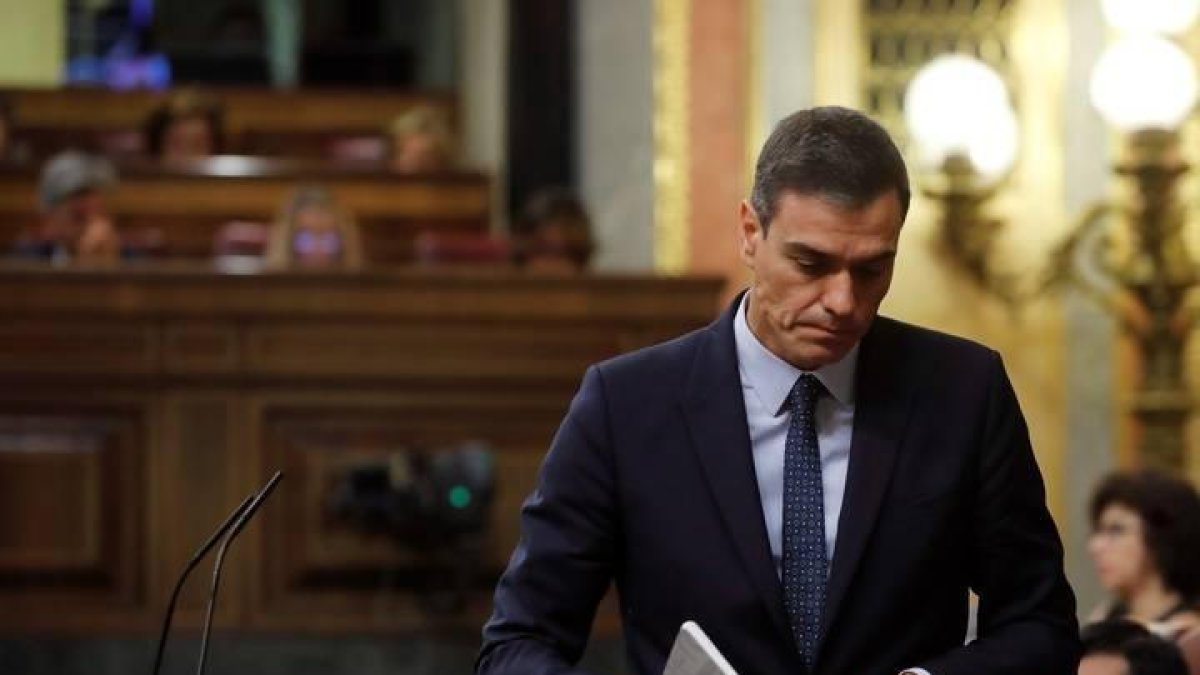 El presidente del Gobierno en funciones y candidato socialista, Pedro Sánchez, durante la segunda jornada del debate de investidura