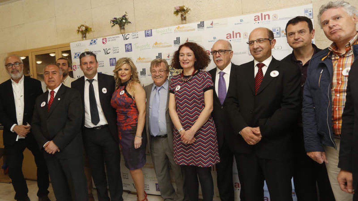 La fiesta gastronómica del botillo mantiene su viveza con numerosos invitados. BENITO