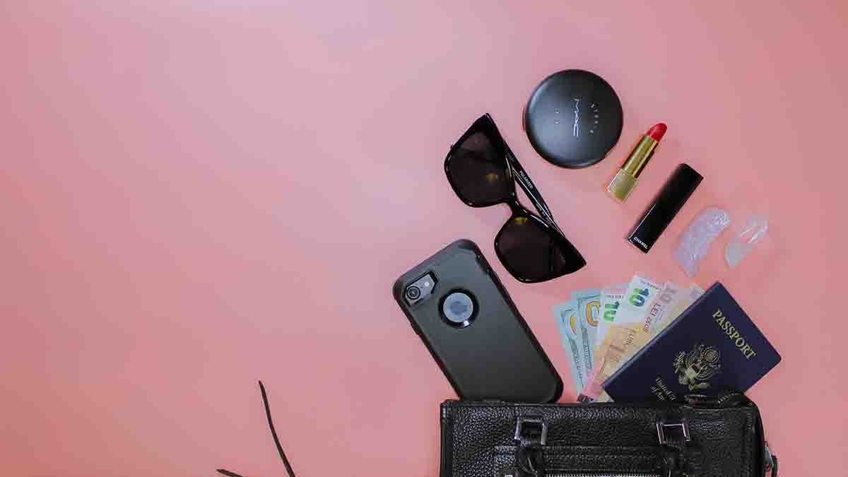 ¿Cuáles son los bolsos para móviles que son tendencia en 2020?