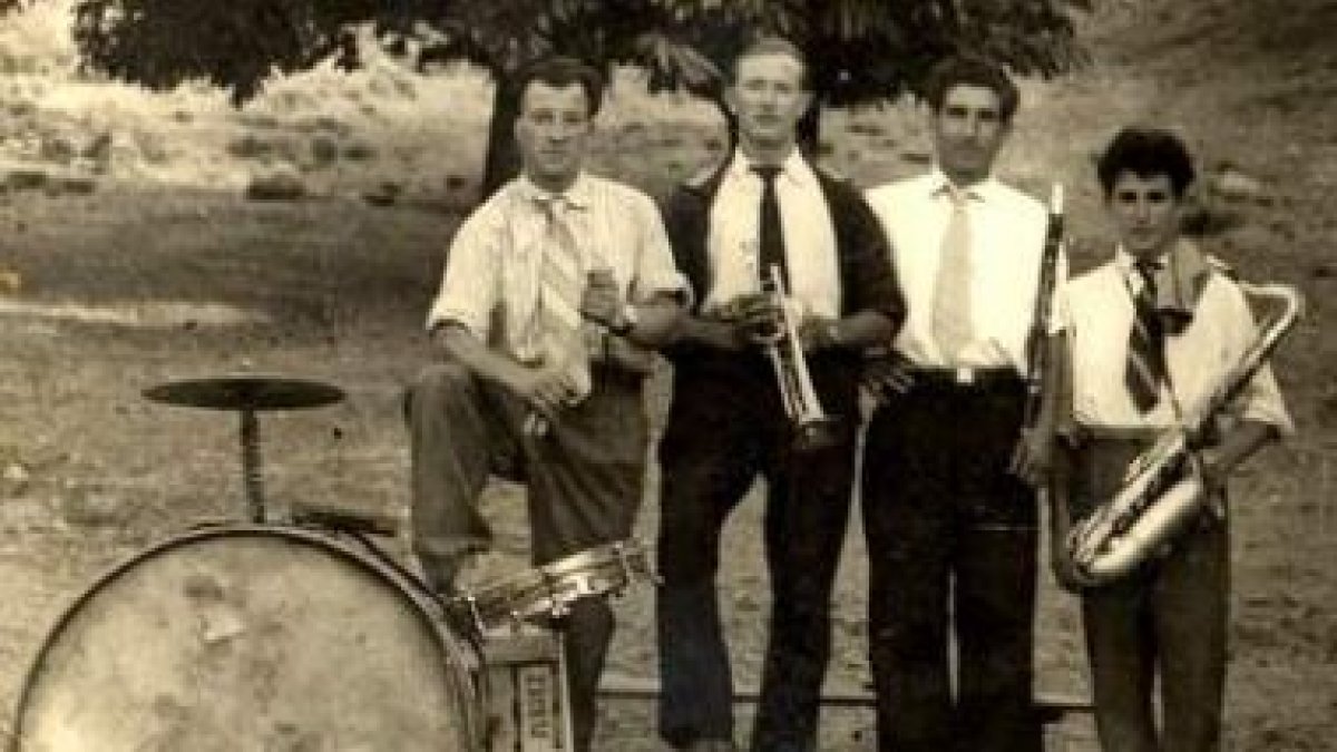 Uno de los posados de la quinta exposición fotográfica.