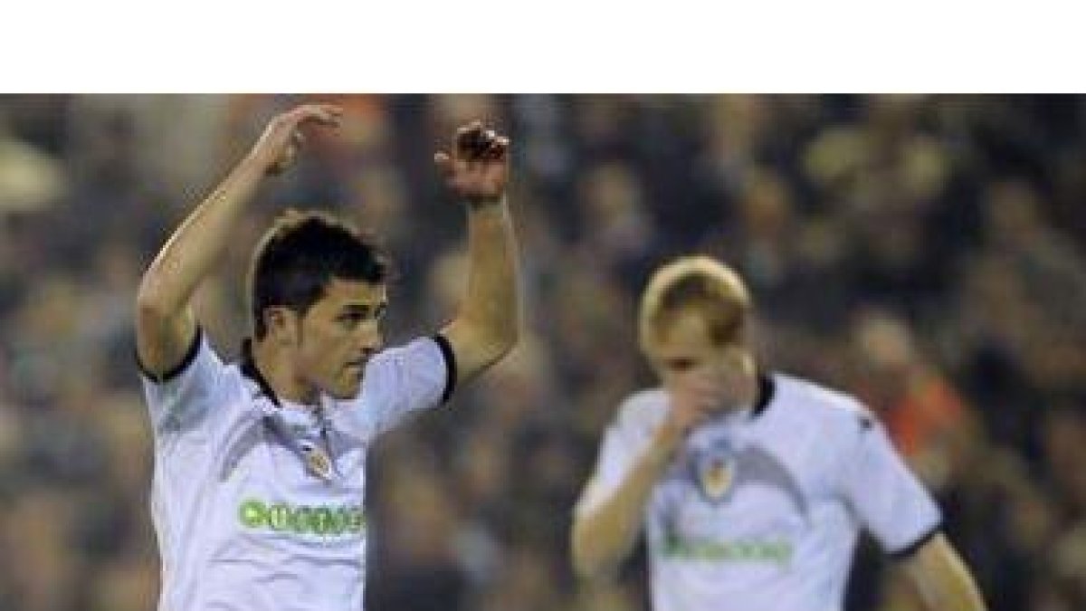 El delantero del Valencia, David Villa, dio la victoria a su equipo.