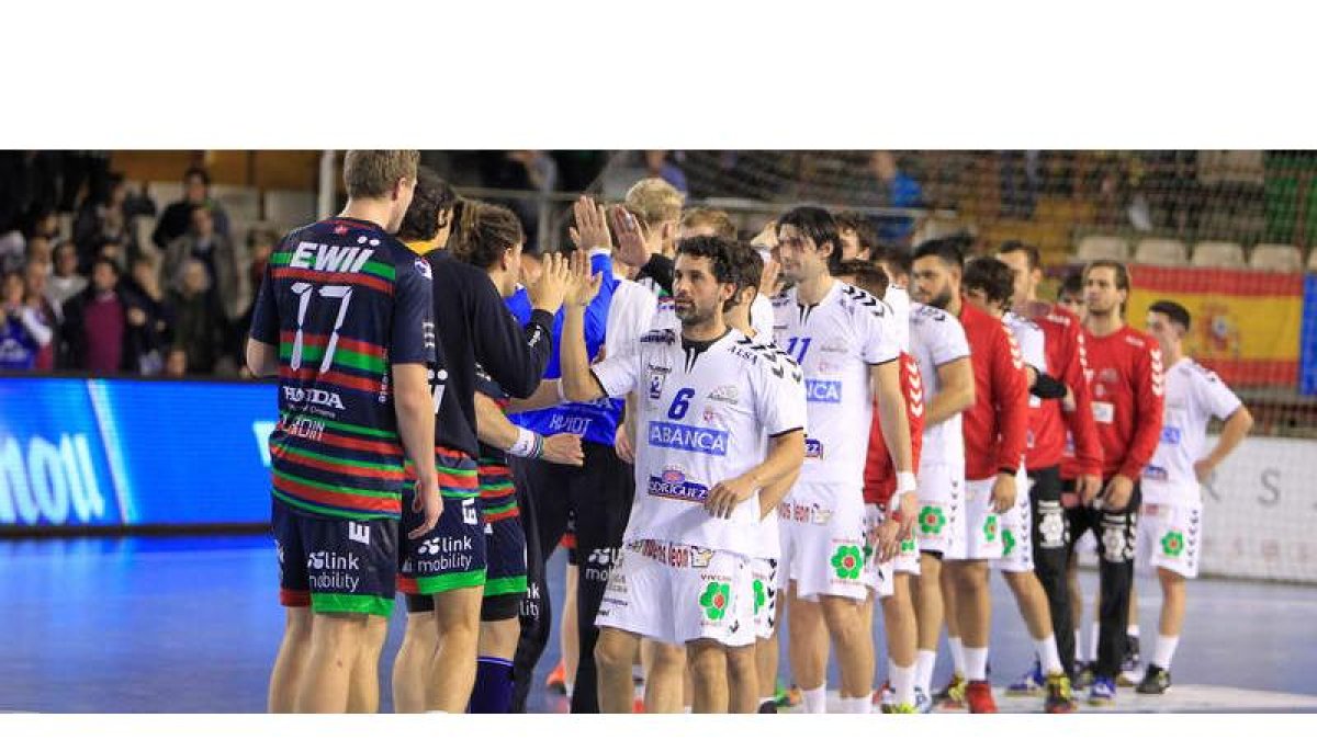 El próximo sábado el Abanca Ademar y el Kolding volverán a verse las caras en el partido de vuelta de la Copa EHF. SECUNDINO PÉREZ