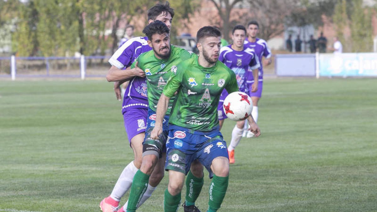 Emilio es baja en el equipo maragato para medirse esta tarde a la Arandina. DL