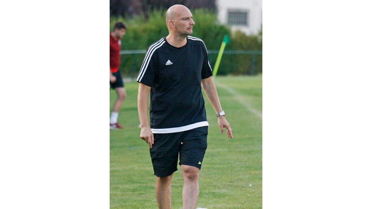 Casado, técnico del Onzonilla.