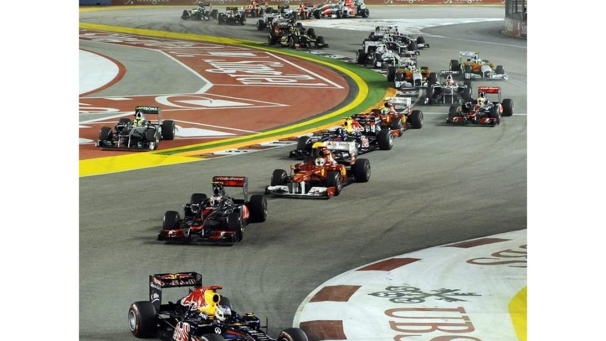 Vettel por delante de todos en el GP de Singapur.