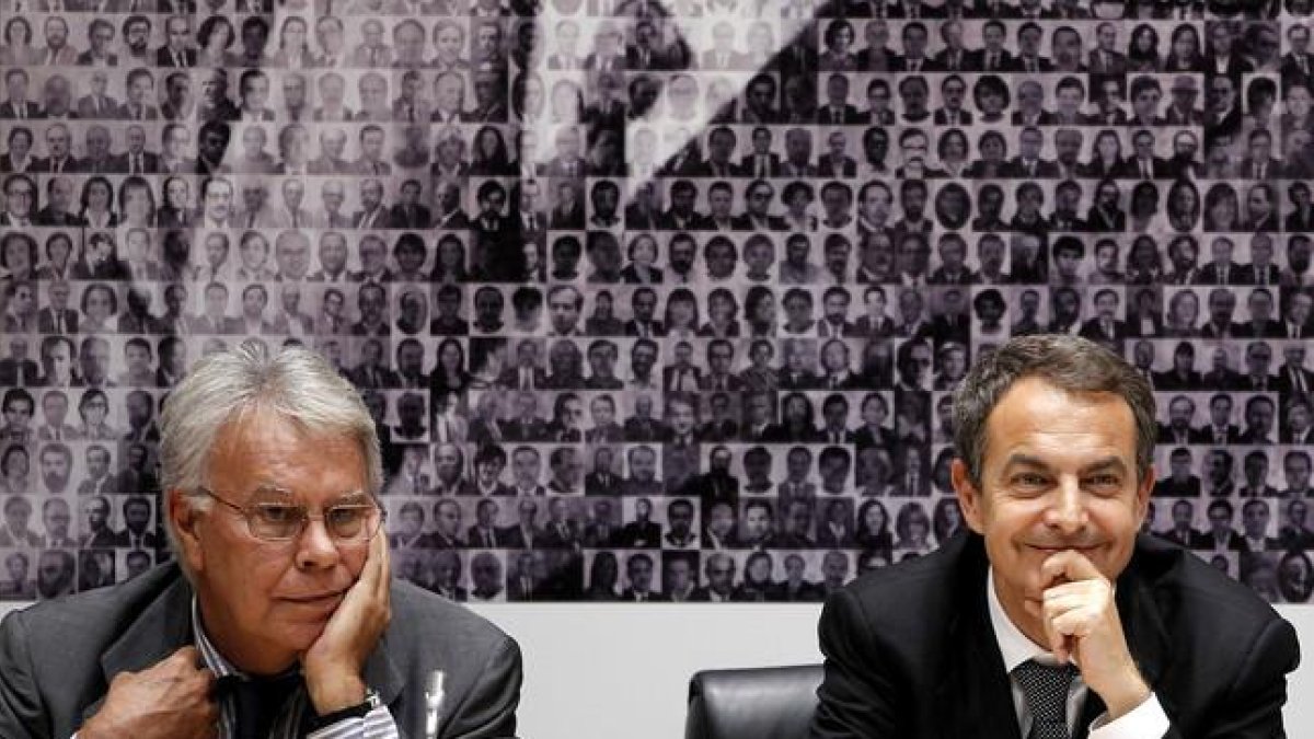 Felipe Gonzalez y José Luis Rodríguez Zapatero.