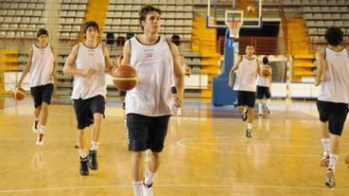 Franco Rocchia disfrutará hoy de bastantes minutos frente al CAI Zaragoza para lucir su clase.