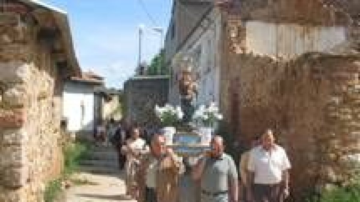 Los vecinos de Sorriba celebran la Virgen de la Vega cada 31 de mayo