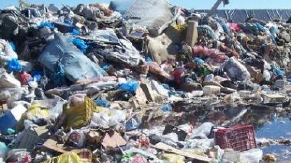 Basura en el interior del CTR