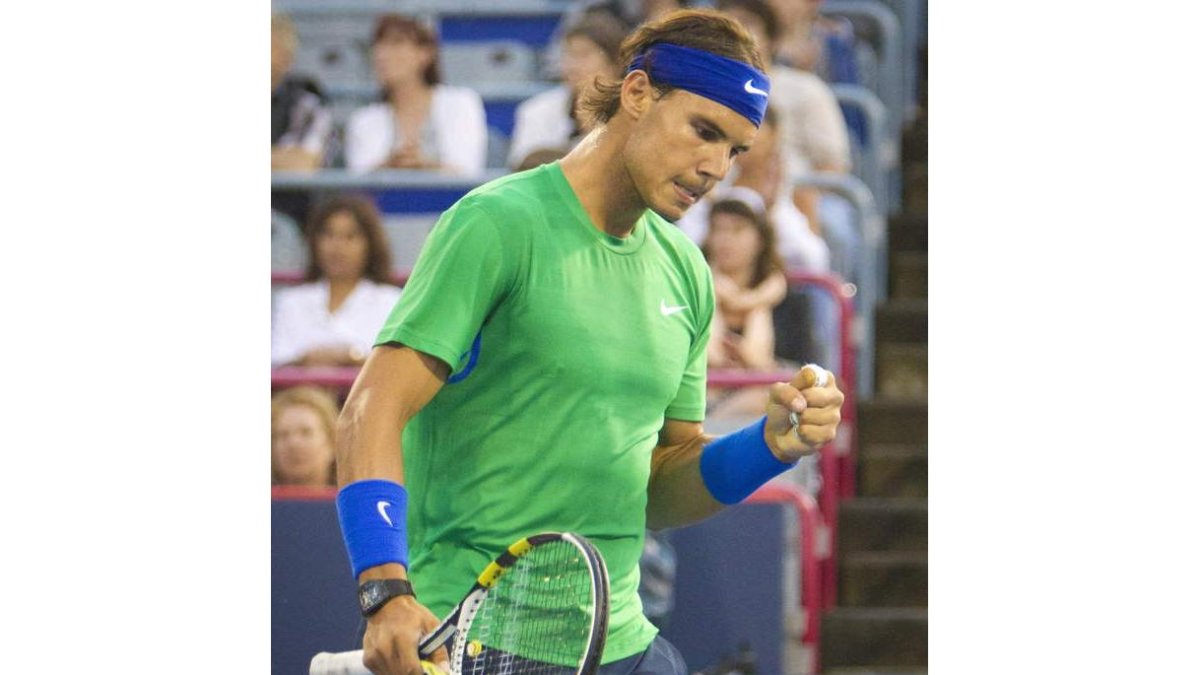 Nadal, con gesto de rabia, tras perder un punto ante Didig.