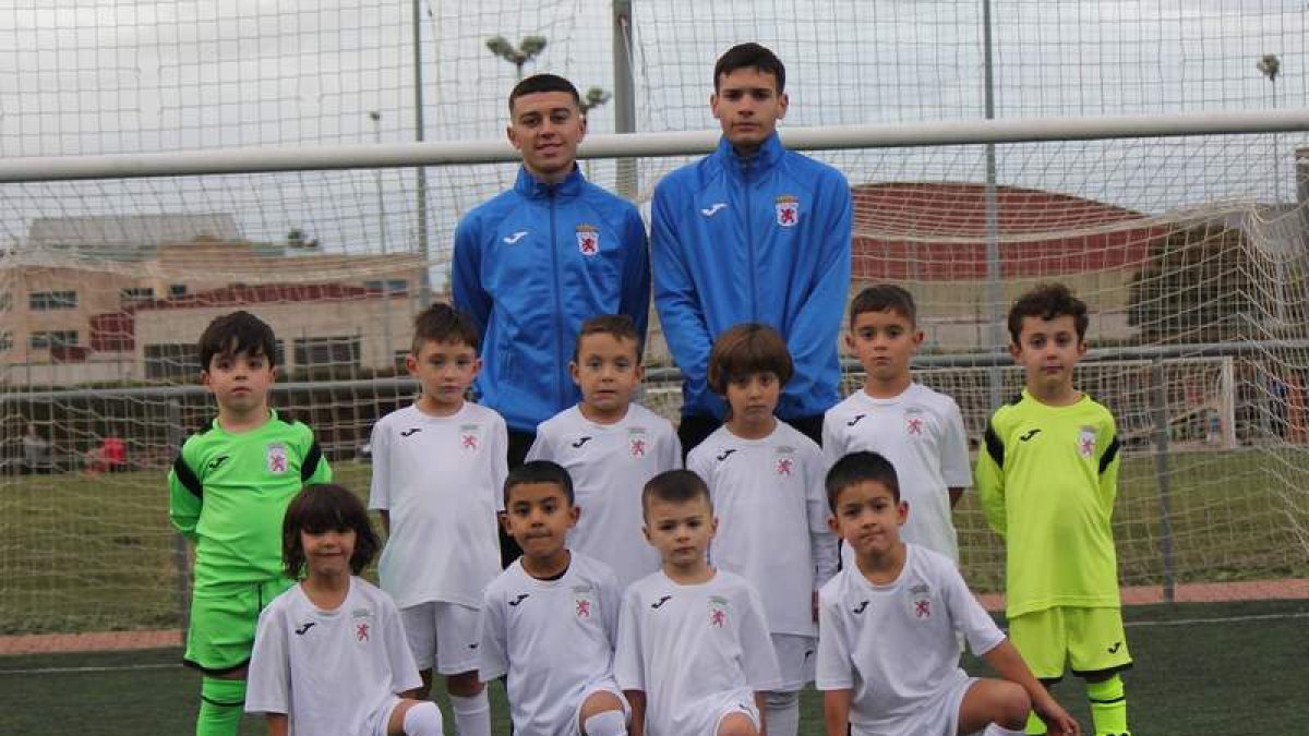 Formación del equipo del CDF Peña que disputará la Liga Debutantes. DL