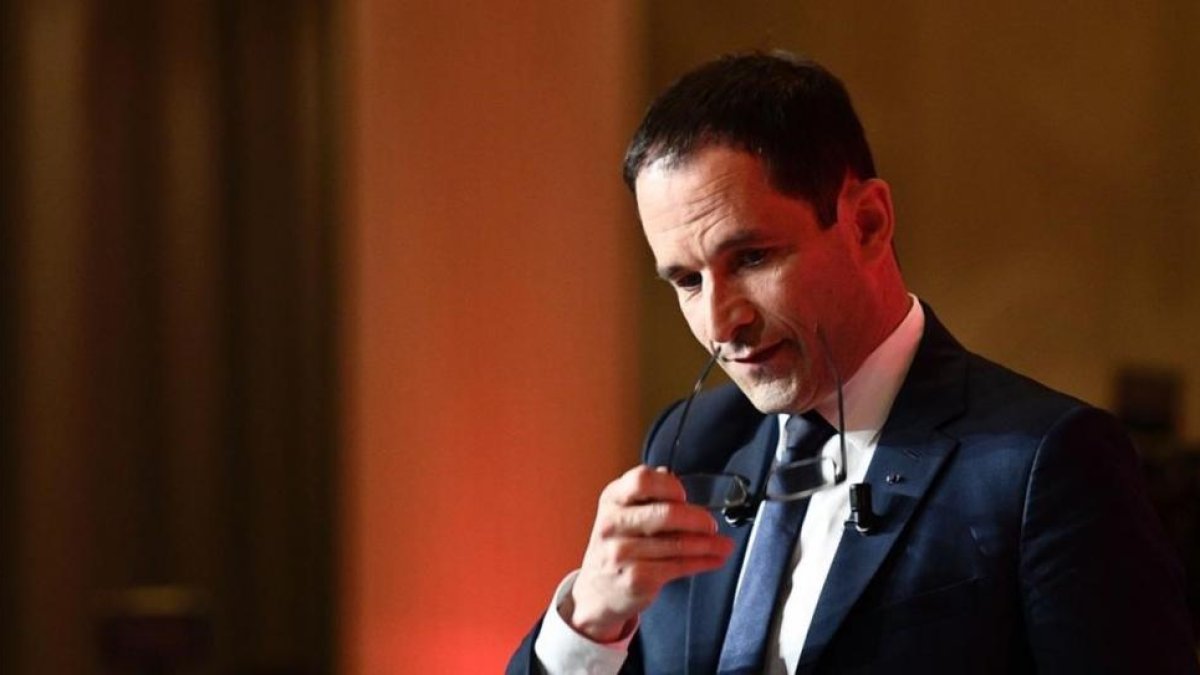 Hamon, en su comparecencia en la noche electoral.