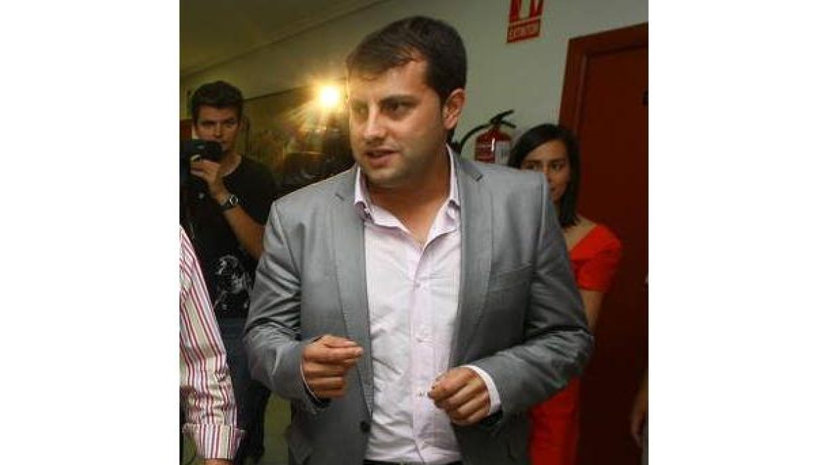 El secretario provincial de Organización, Iban García.