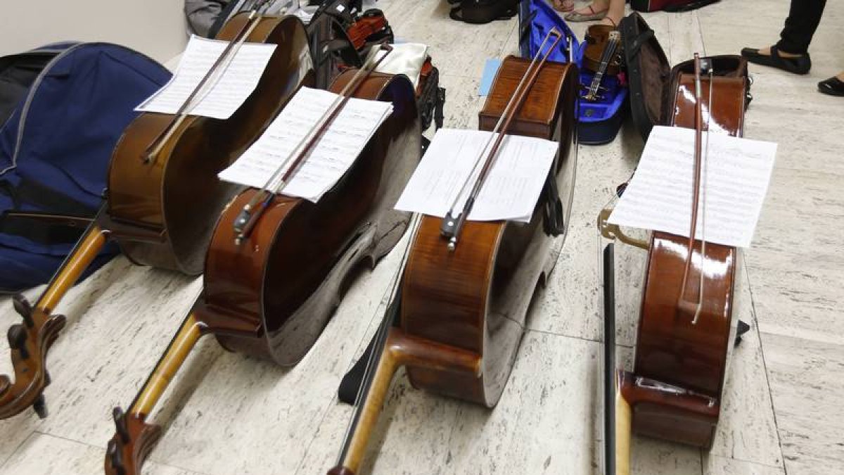 Instrumentos en la Escuela Municipal de Música de León