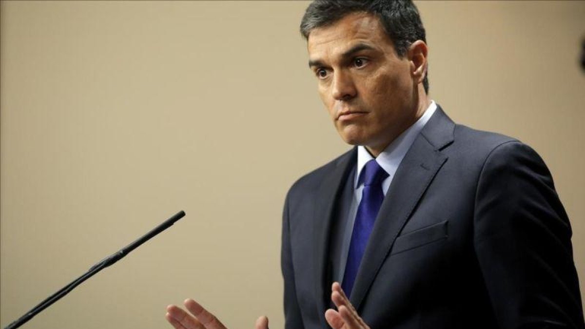 Pedro Sánchez, el pasado martes en el Congreso, tras su reunión con Rajoy.
