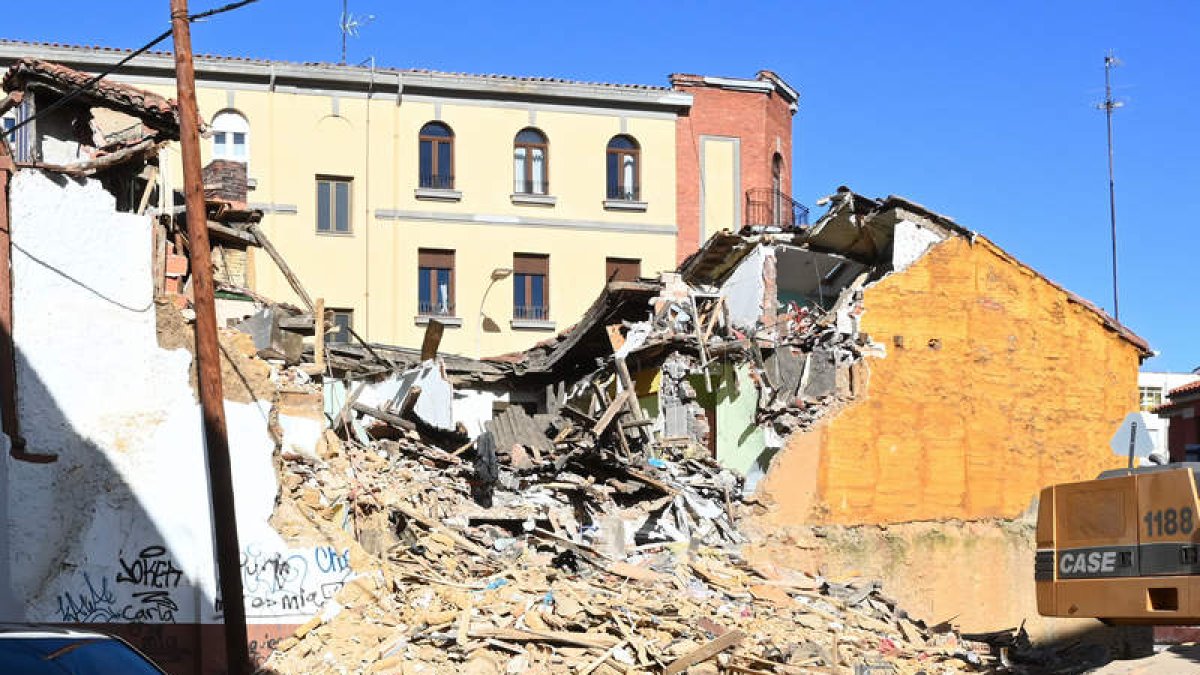 Edificio en proceso de derribo. efe