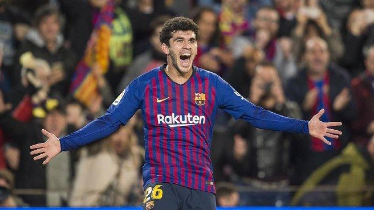 Carles Aleñá celebra su gol..