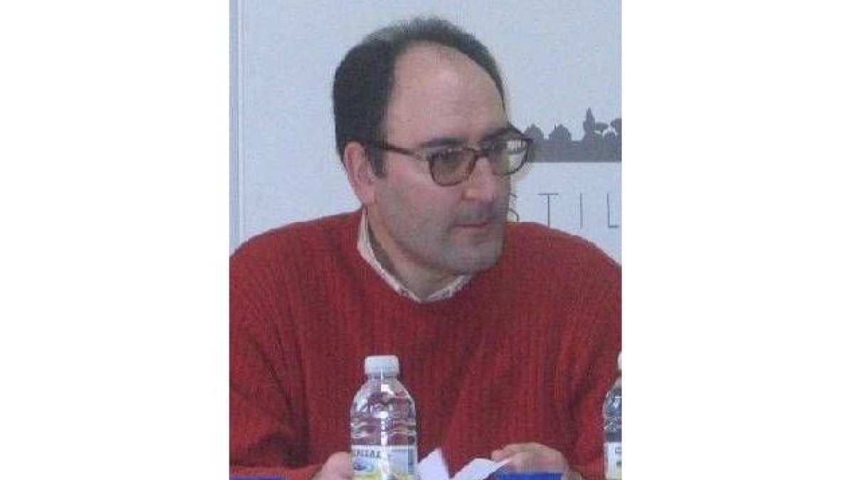 José Fermín Rozas, durante un acto público