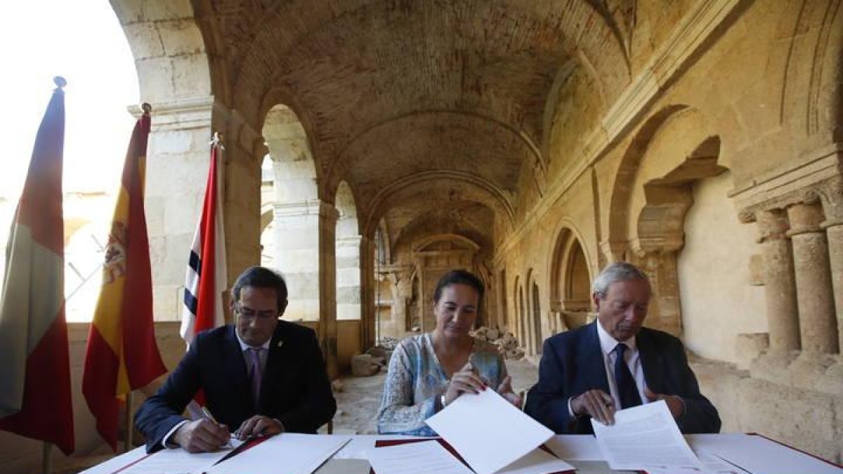 Firma del protocolo en el monasterio de Santa María de Sandoval.