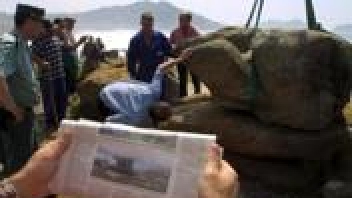 Momento de su colocación otra vez en su lugar de origen