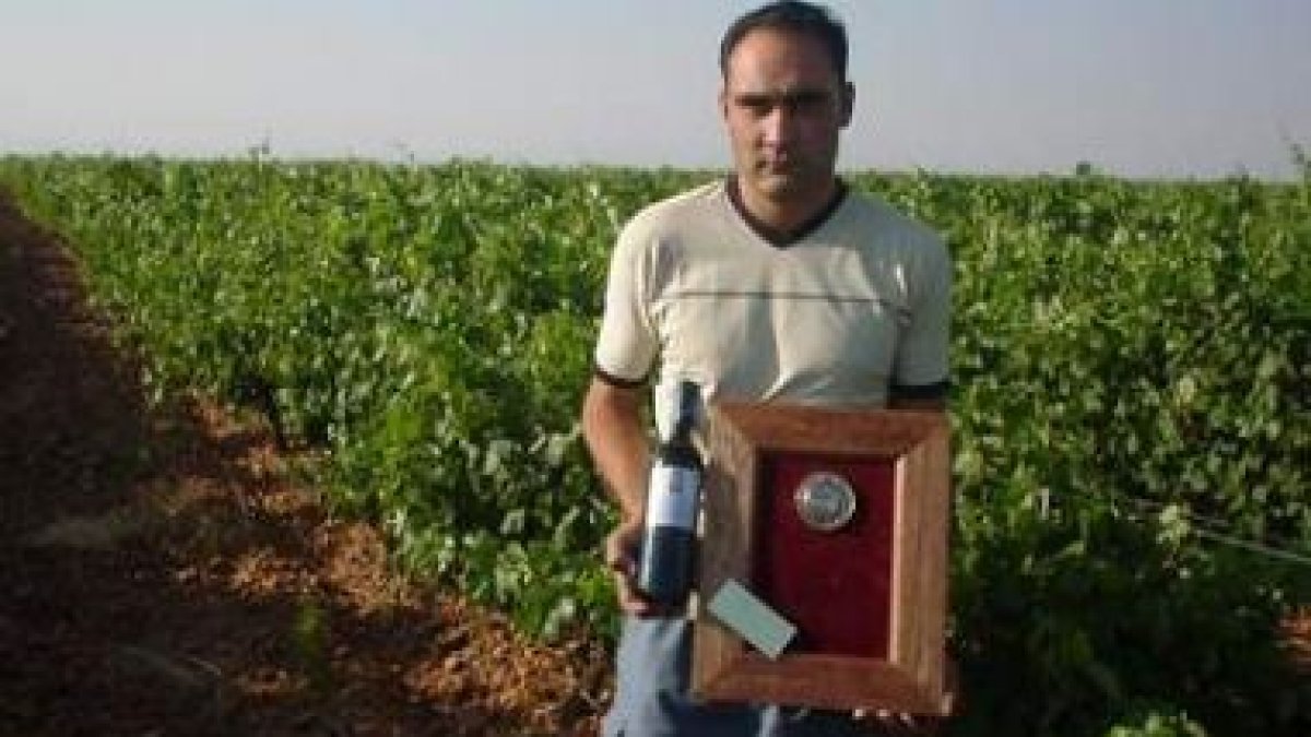Rafa Alonso, responsable técnico de la bodega Hijos de Rafael Alonso, de Valdevimbre.