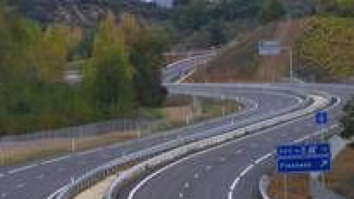 Una imagen de la carretera C-631 en las proximidades de Fresnedo
