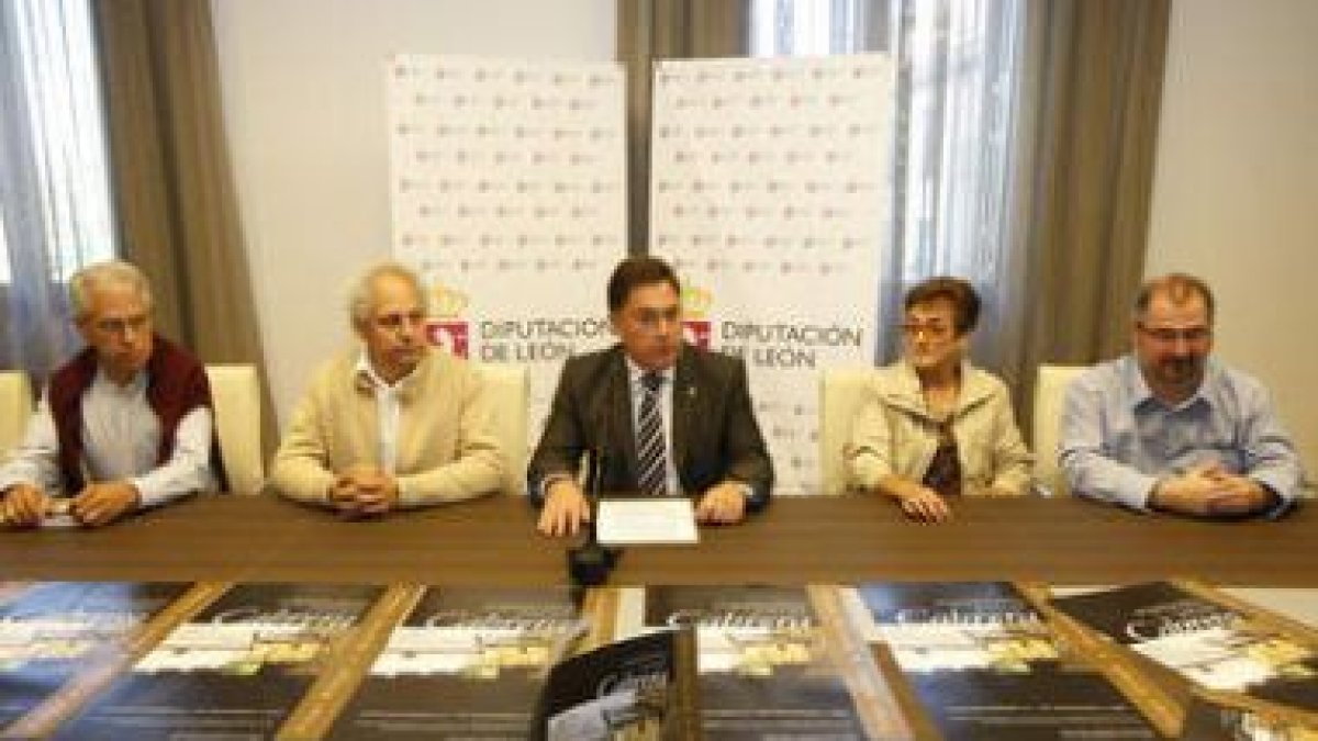 Severino Carbajo, Jesús Celis, Marcos Martínez, Pilar Ortega y Luis García.