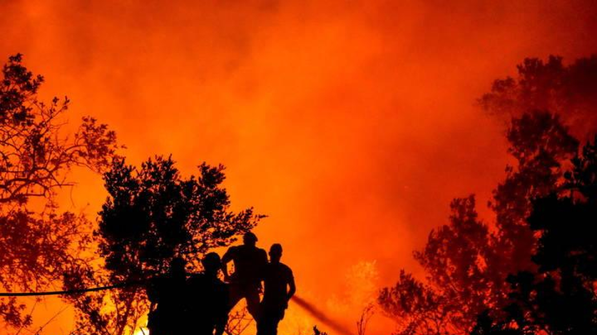iMAGEN DE UNO DE LOS TERRIBLES INCENDIOS QUE ASOLARON PORTUGAL