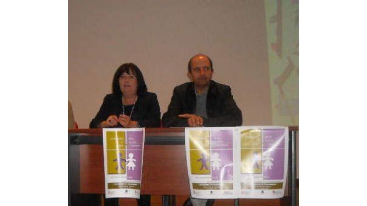 Durán y Castañón durante la jornada de voluntariado.