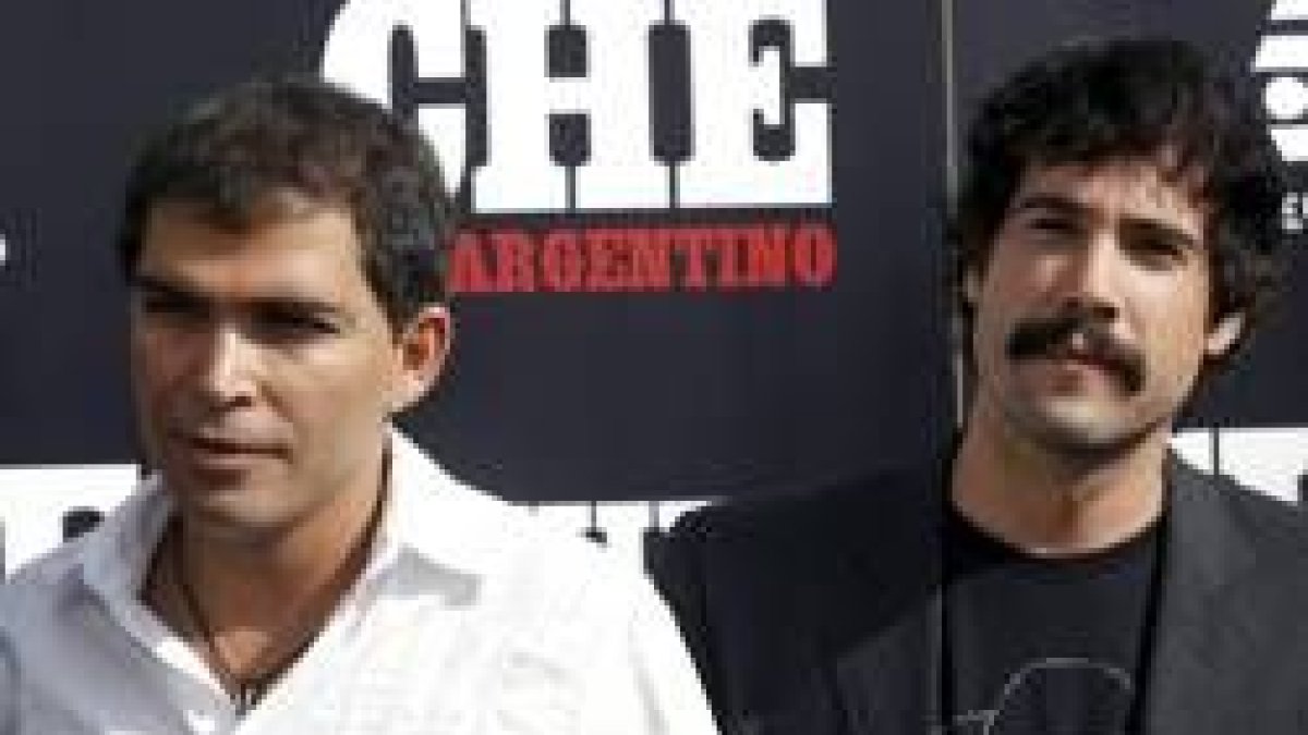 El actor cubano Vladimir Cruz y el español Unax Ugalde